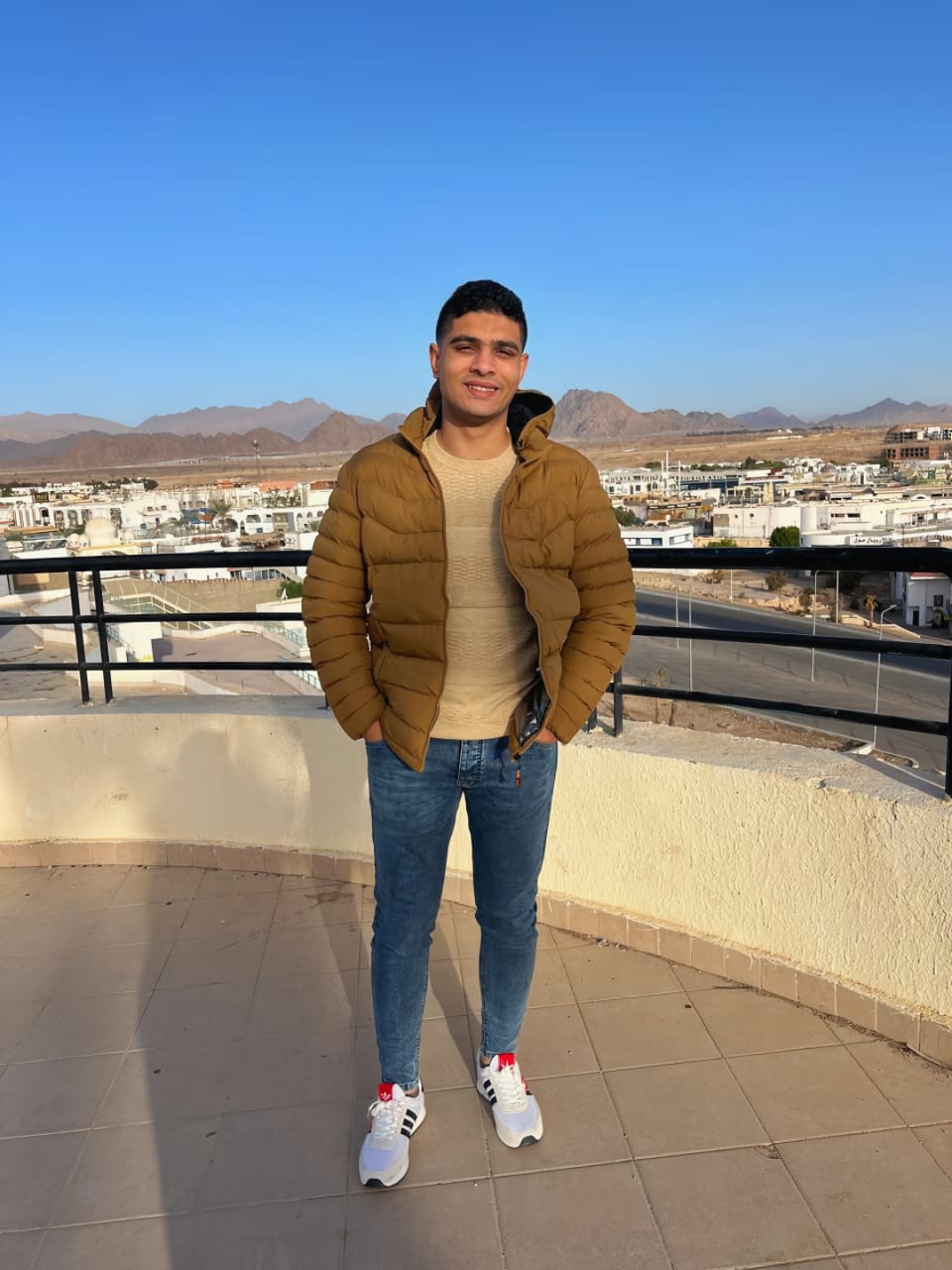 عمار مطاوع